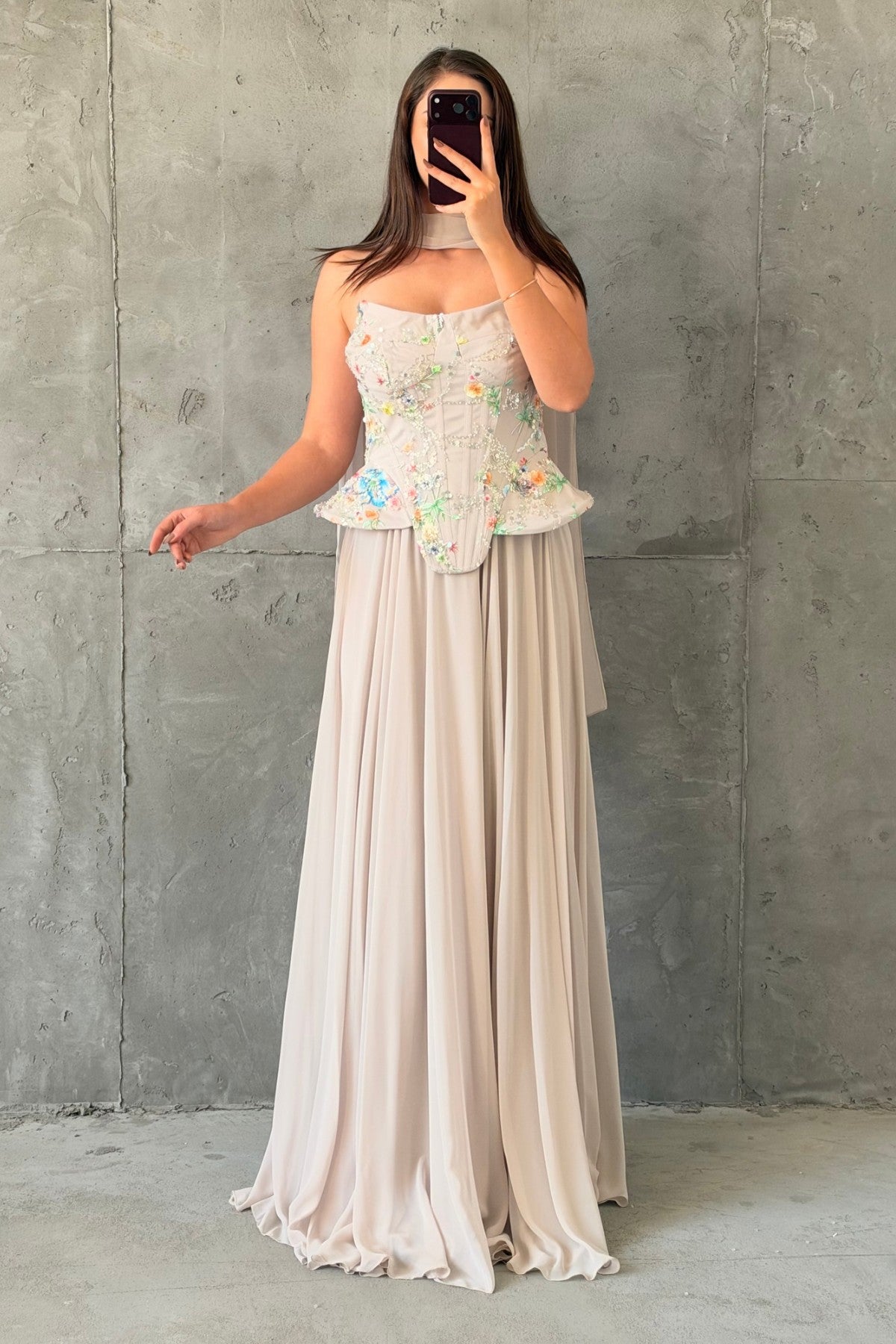 Leyla Açık Abiye Taş