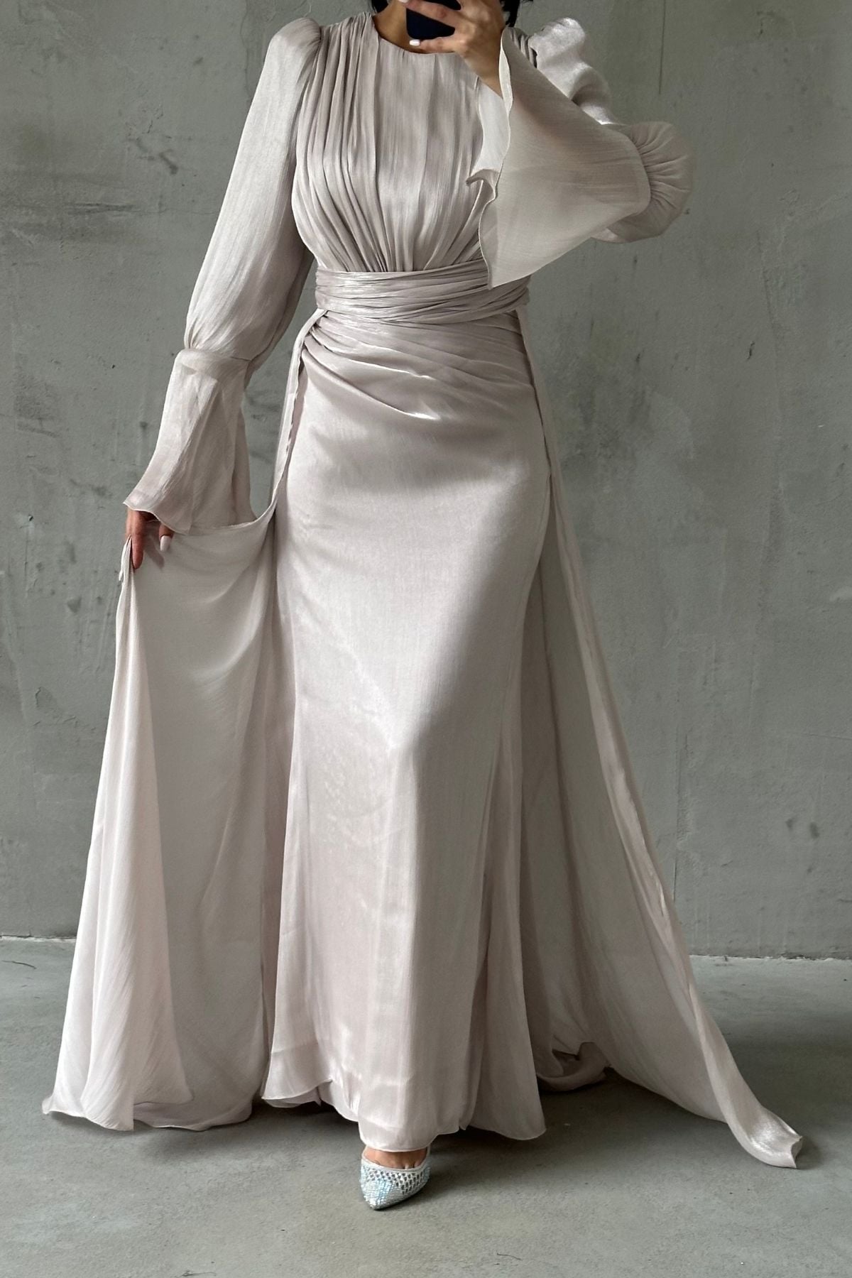Drape Ve Pelerin Detaylı Janjan Tesettür Abiye Taş