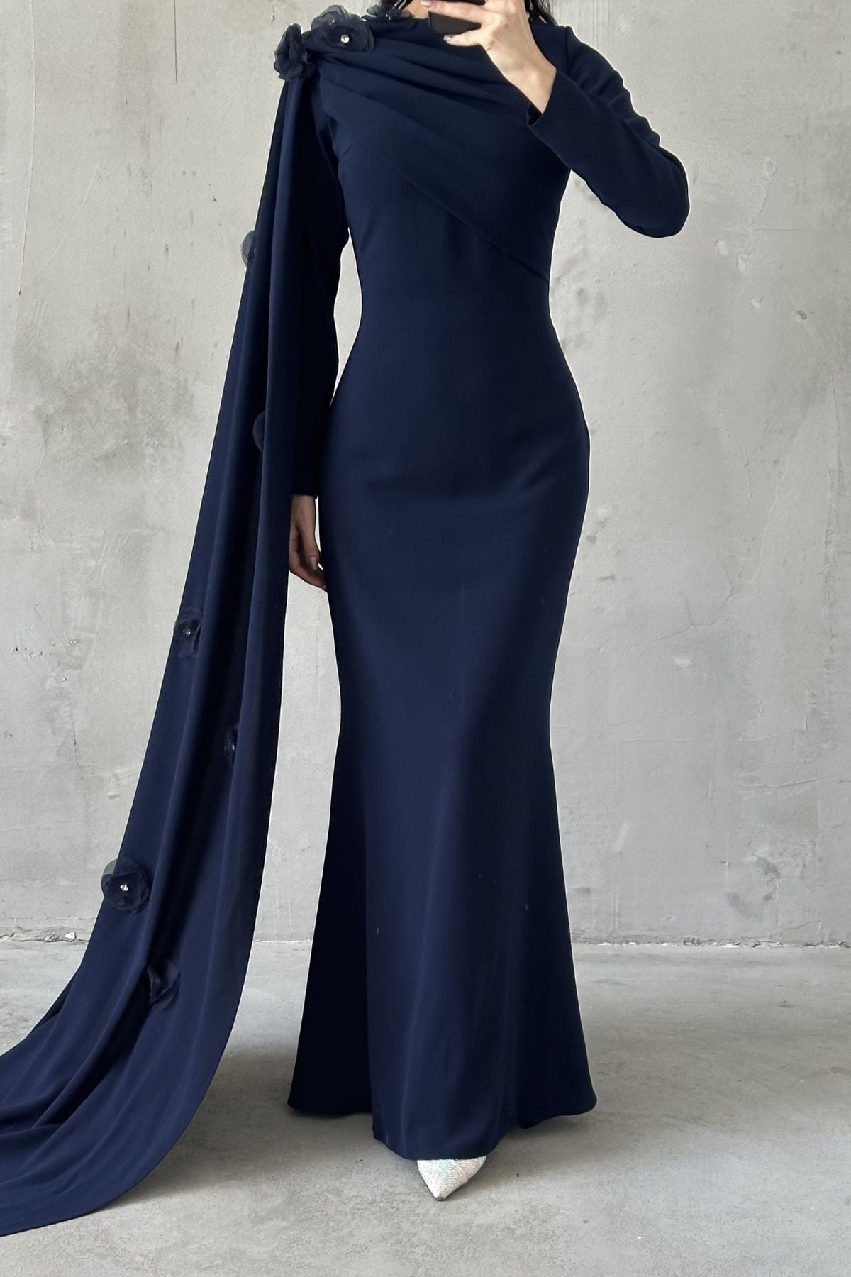 Leyuze Butik gece mavisi tesettür abiye